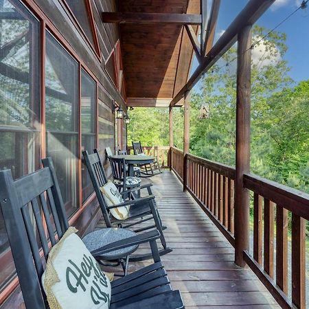 Trout N' About Your Blue Ridge Mountains Retreat, Hot Tub + Game Room! 엘리제이 외부 사진