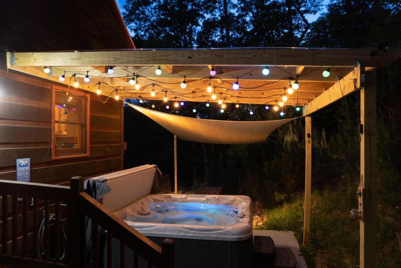 Trout N' About Your Blue Ridge Mountains Retreat, Hot Tub + Game Room! 엘리제이 외부 사진