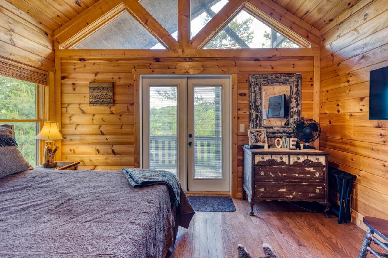 Trout N' About Your Blue Ridge Mountains Retreat, Hot Tub + Game Room! 엘리제이 외부 사진