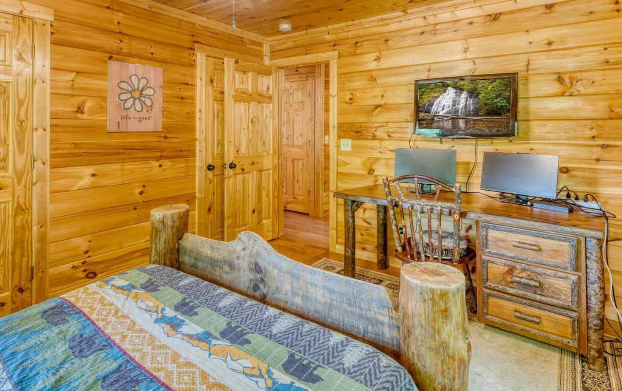 Trout N' About Your Blue Ridge Mountains Retreat, Hot Tub + Game Room! 엘리제이 외부 사진