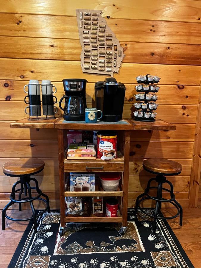 Trout N' About Your Blue Ridge Mountains Retreat, Hot Tub + Game Room! 엘리제이 외부 사진